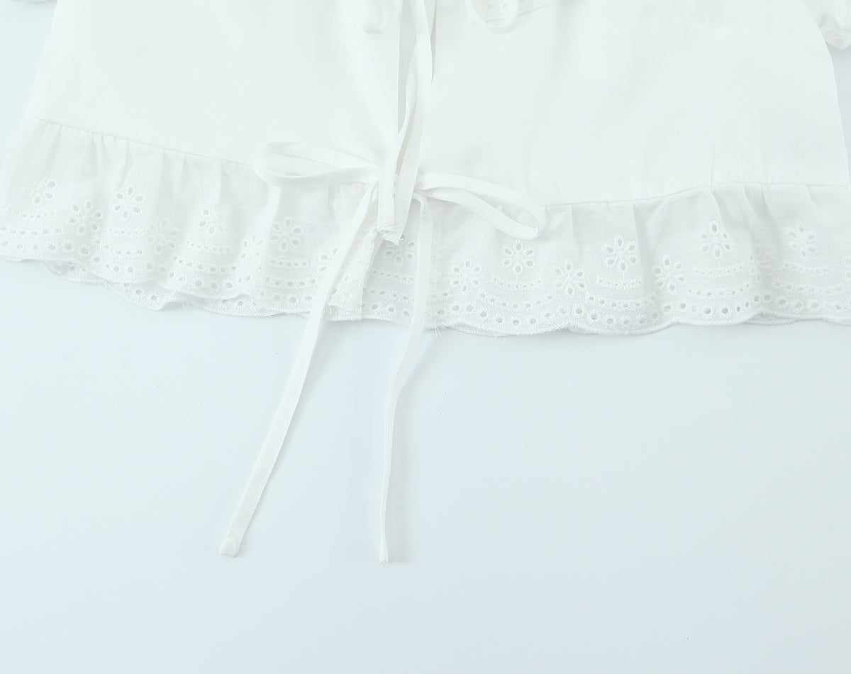 Summer French round Neck Lace Stitching Wavy Edge Sexy Lacing Short Model in White Color Puff Sleeve Shirt