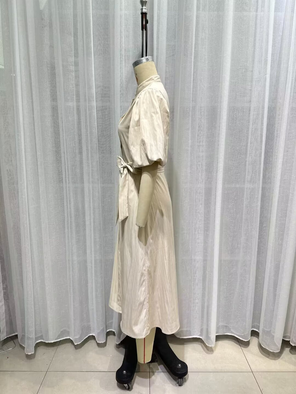 Women's Belted Collared Puff-Sleeve Maxi Dress