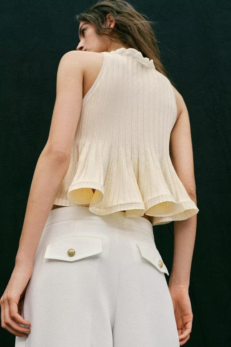 Women's Rib Knitted Short Hem Sleeveless Top