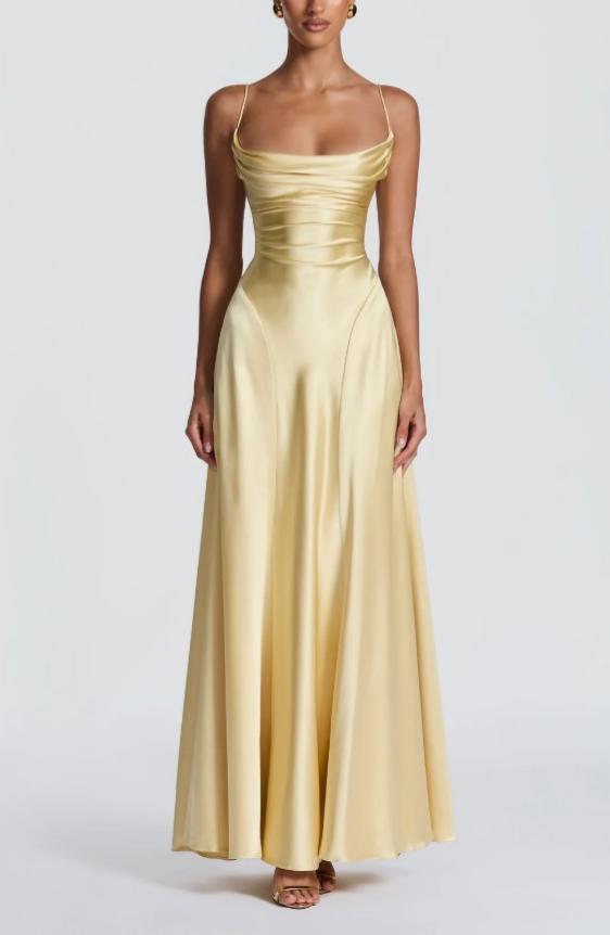 Women's Backless Dress