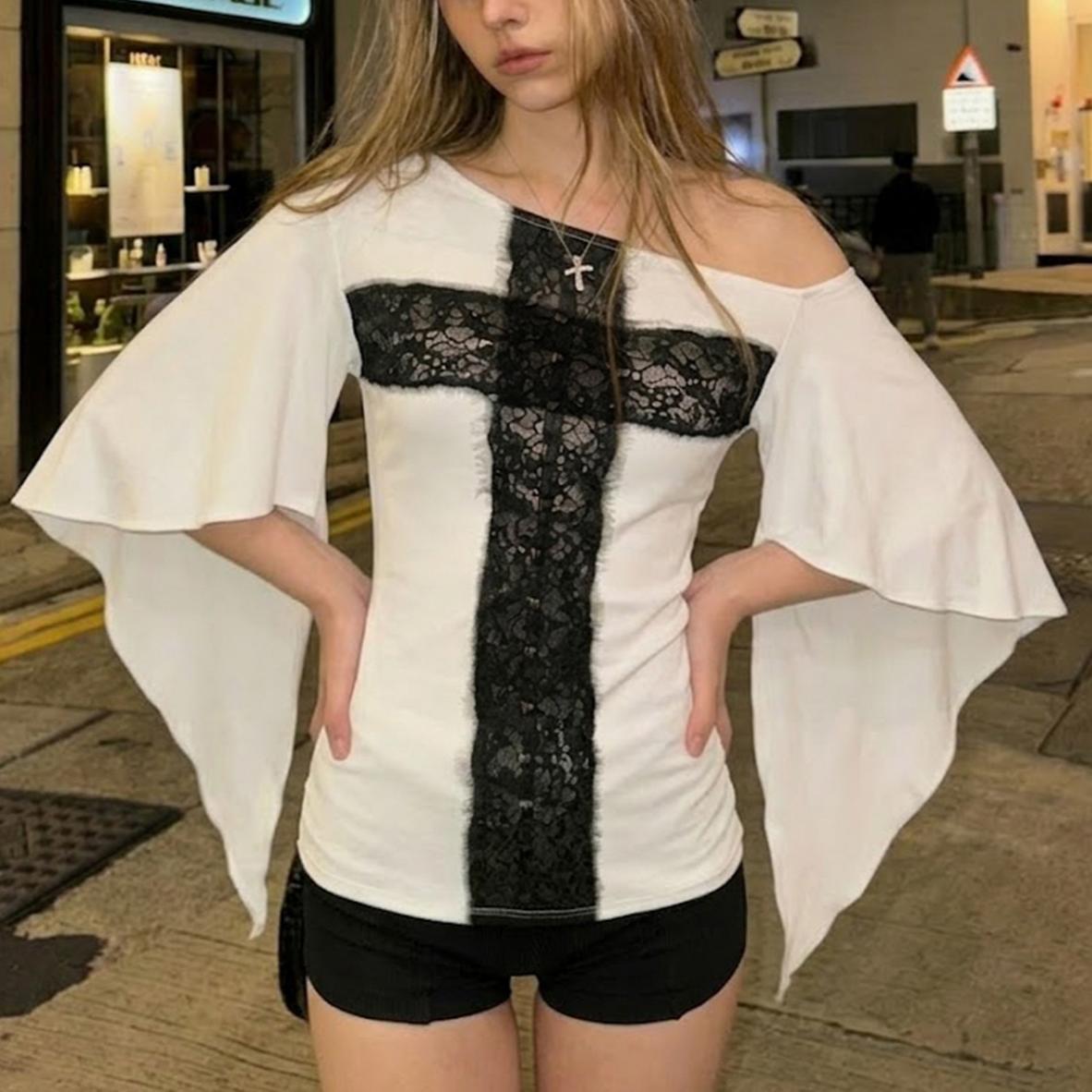 Women's Lace Cross Contrast Color Waist Slimming Dark T-Shirt