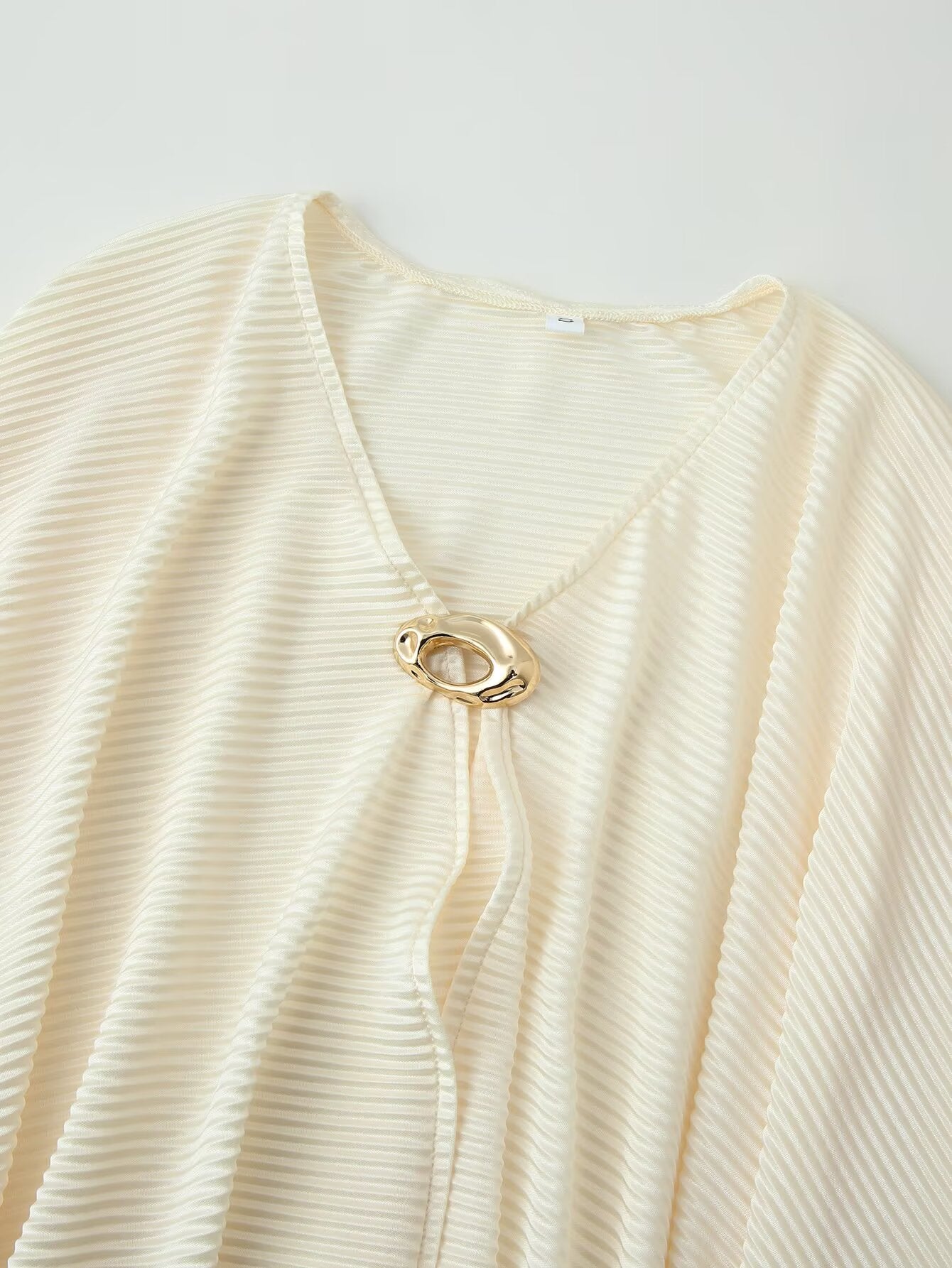 Women Clothing Elegant Brooch Decoration Pleated Irregular