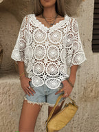 Women Hollow Embossed Hook Patterned Round Neck Knitted Top
