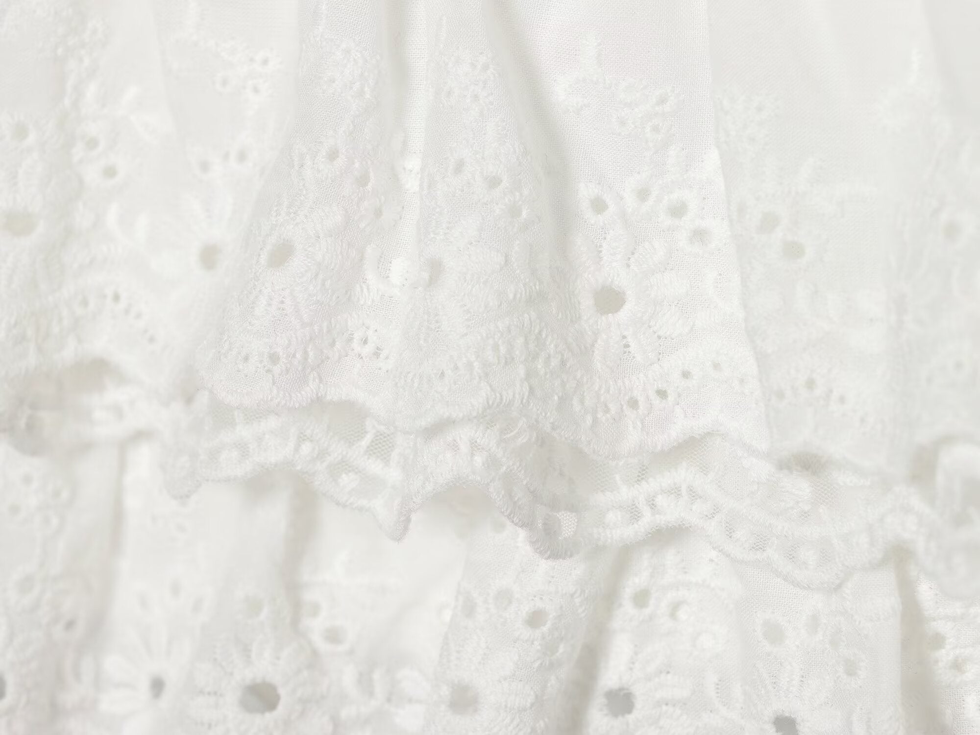 Sexy Halter Lace up Laminated Decoration Short Top Sling