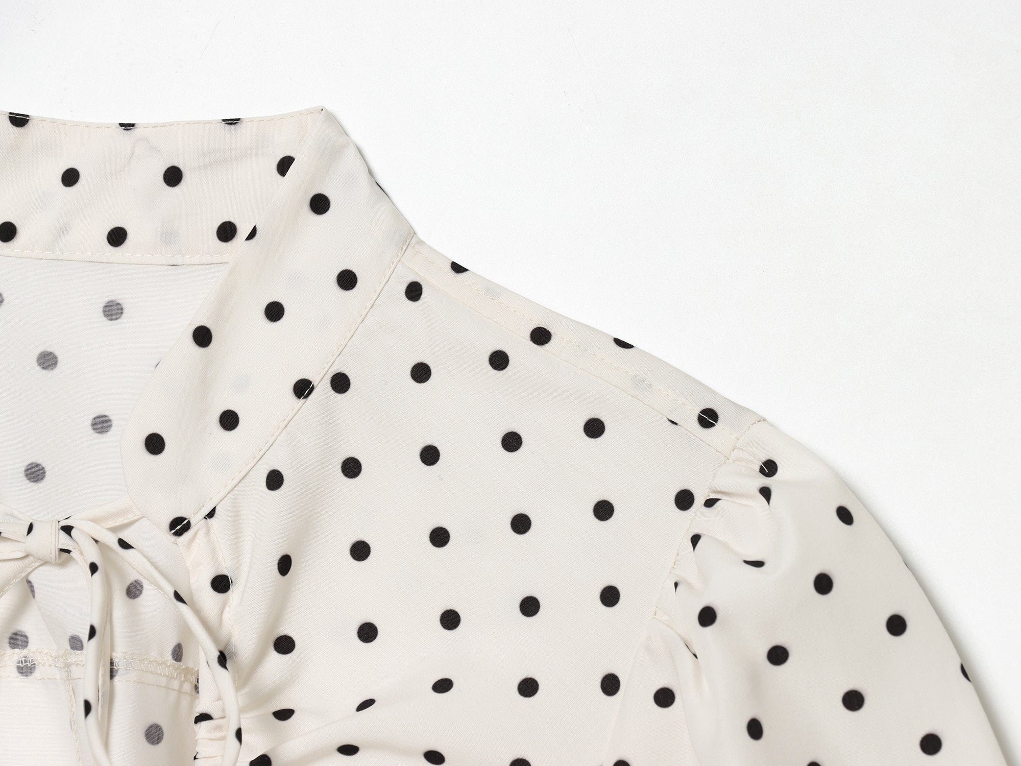 Spring Elegant Polka Dot Puff Sleeve Poplin Bowknot