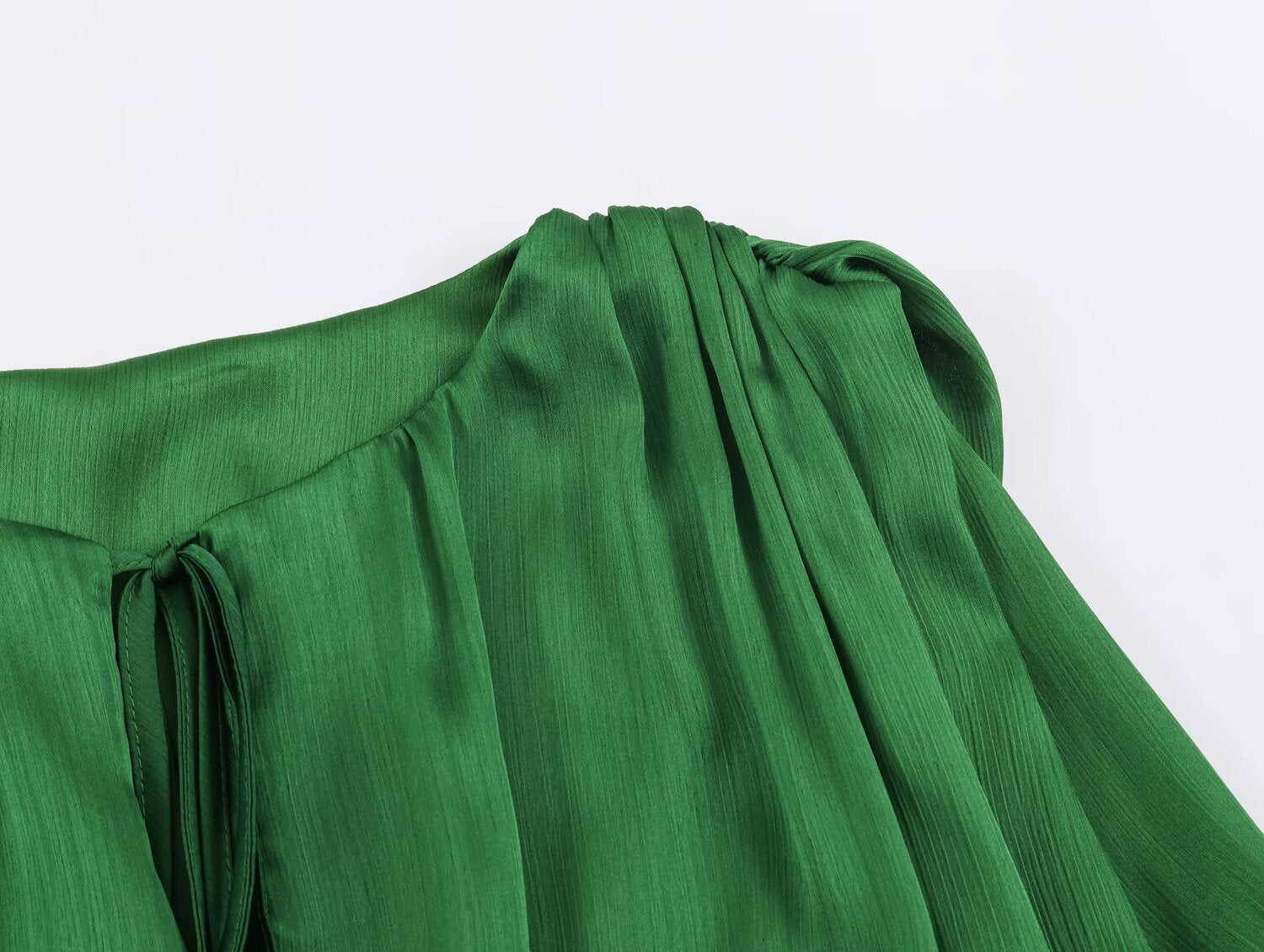 Three Color Balloon Silk Satin Textured Shirt