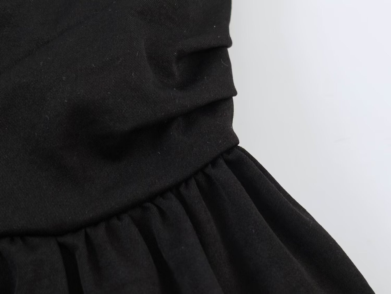 Waist Controlled Hanging Collar Backless Top