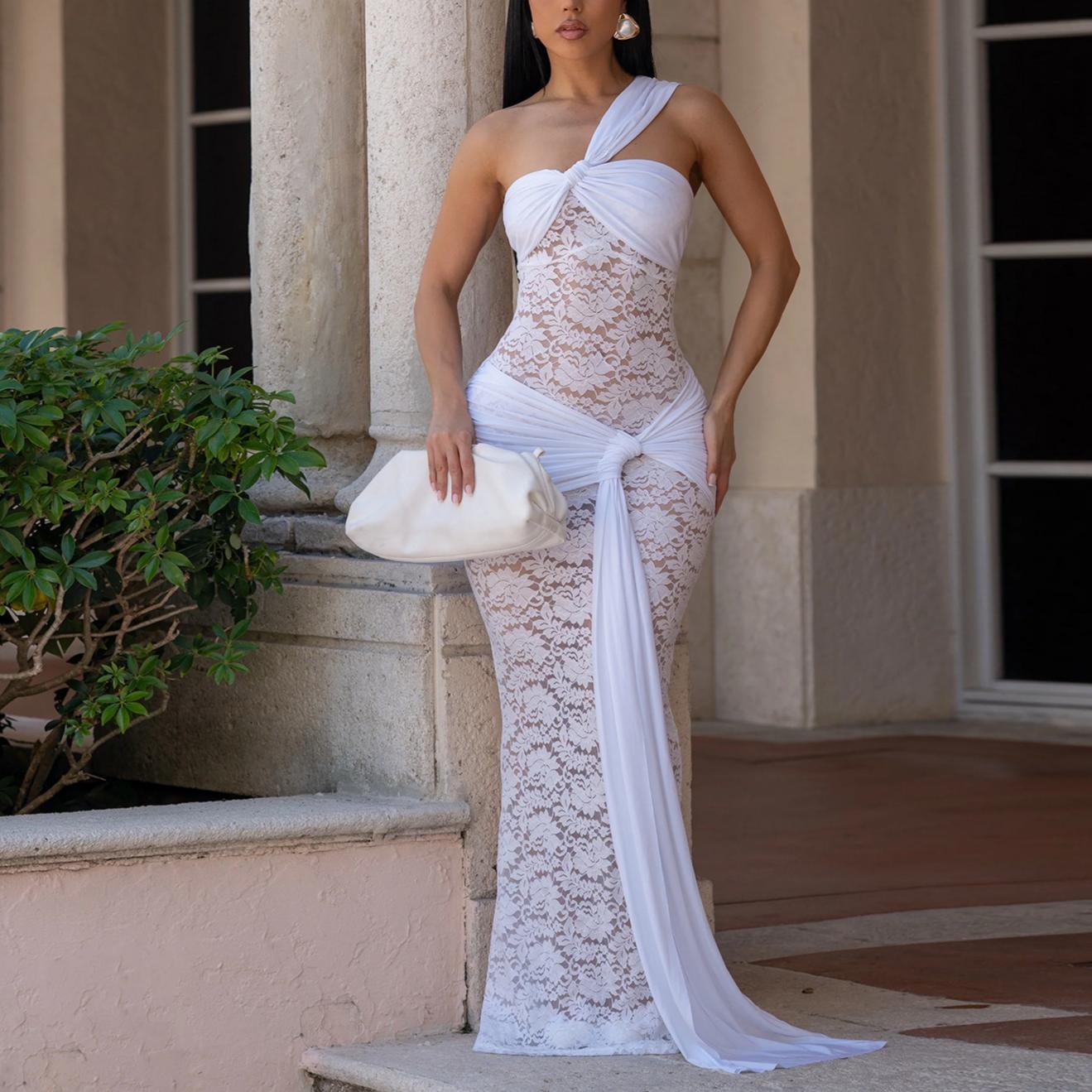 Women's Lace Sheath Dress
