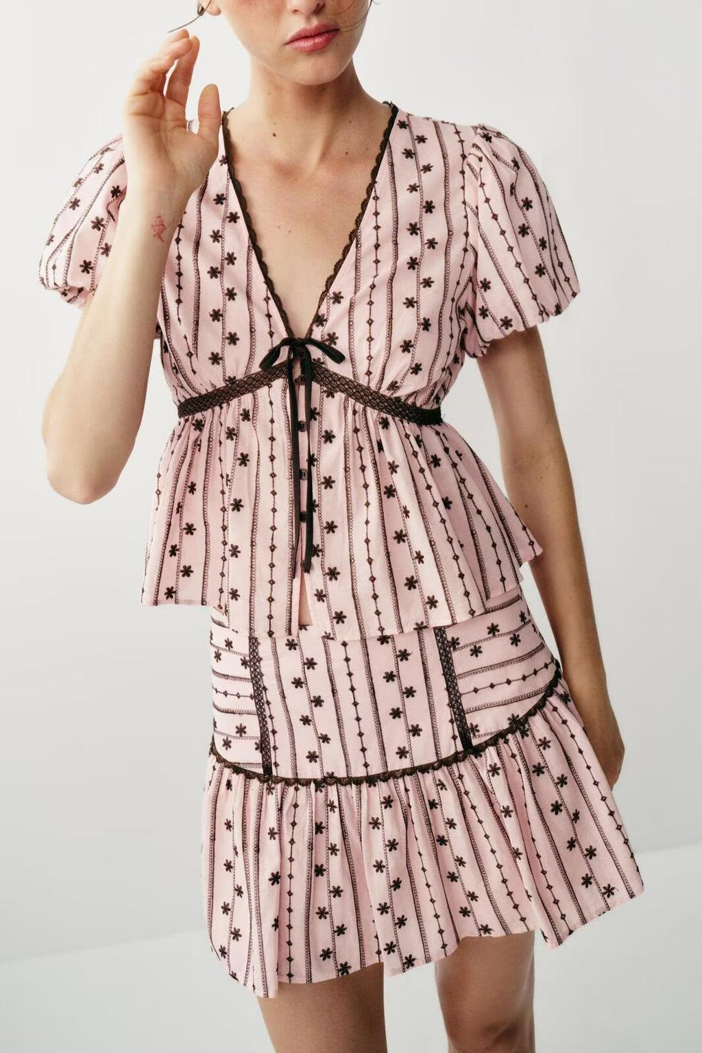 Lace Bow Embroidered Top Embroidered Culottes Set