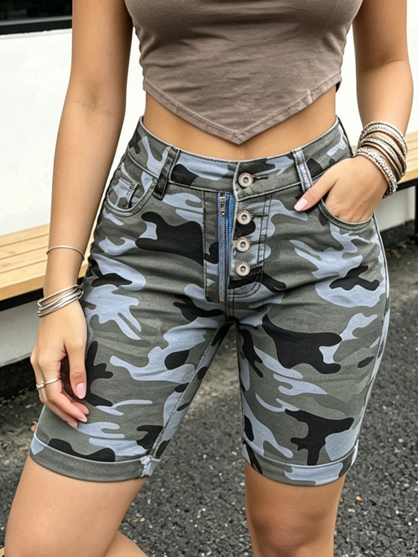 Retro Camouflage HW Cropped Denim Shorts Women Multi