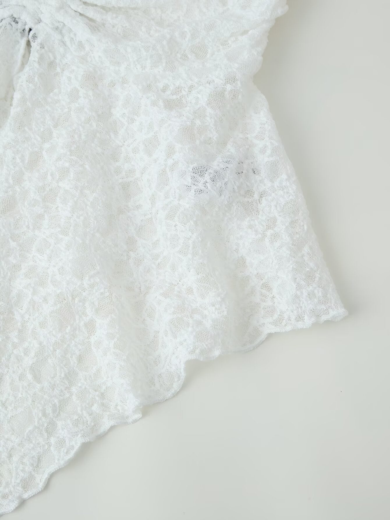 Women's Asymmetric Halter Lace Top