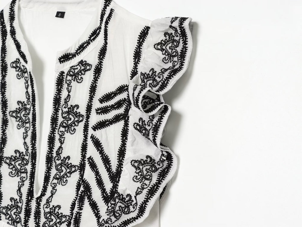 Women's Contrast Embroidered V-Neck Dress