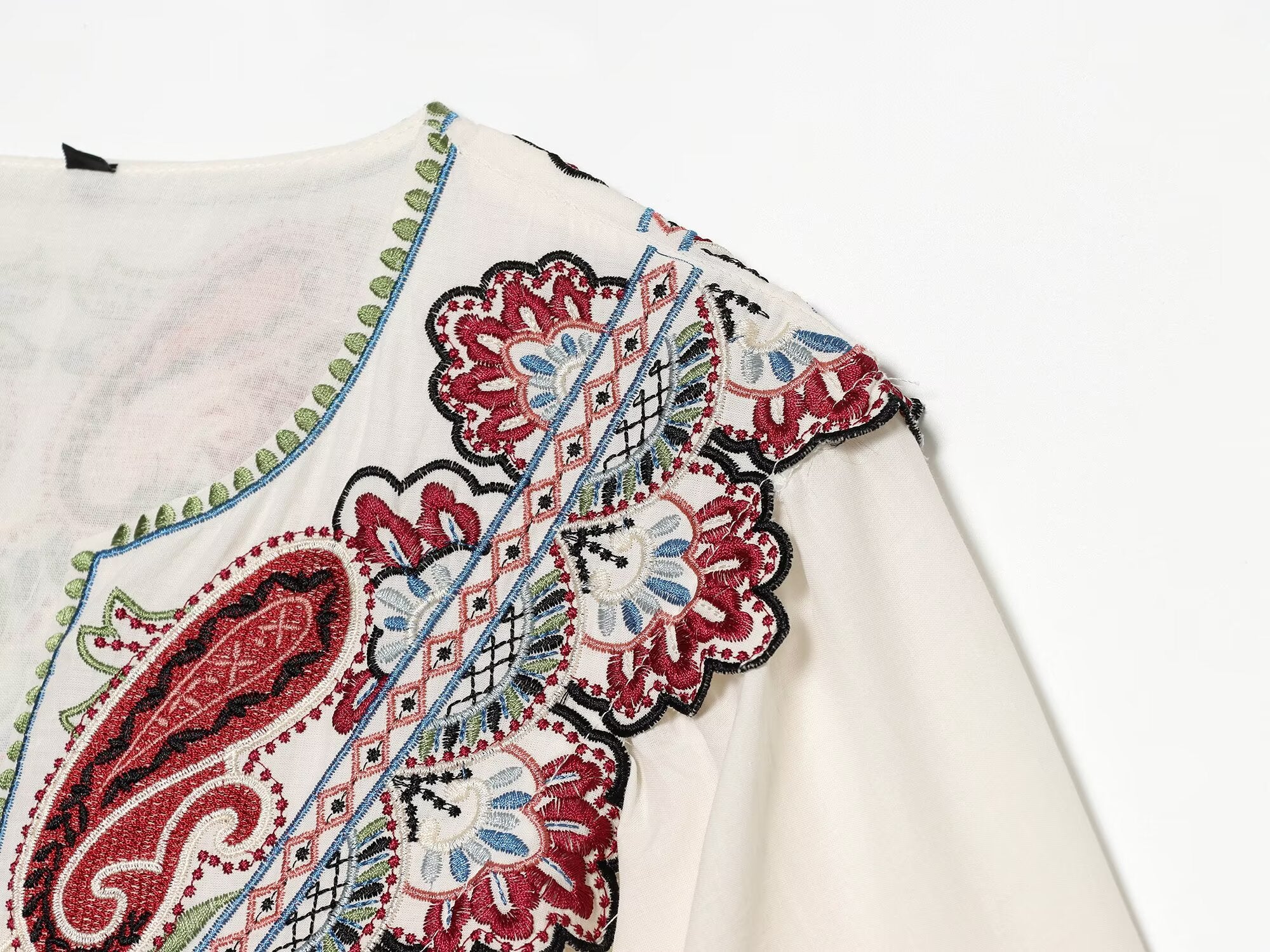 Women's Floral Embroidered V-Neck Midi Dress