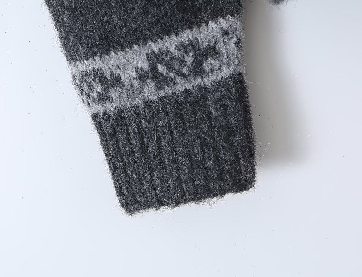 Women's Contrast-Color Jacquard Knit Cardigan