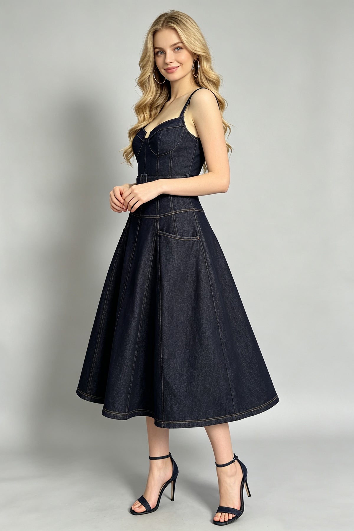 Women's Sleeveless Halter Denim Dress