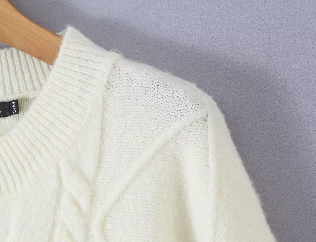 Women's Cable-Knit Crew-Neck Pullover Sweater