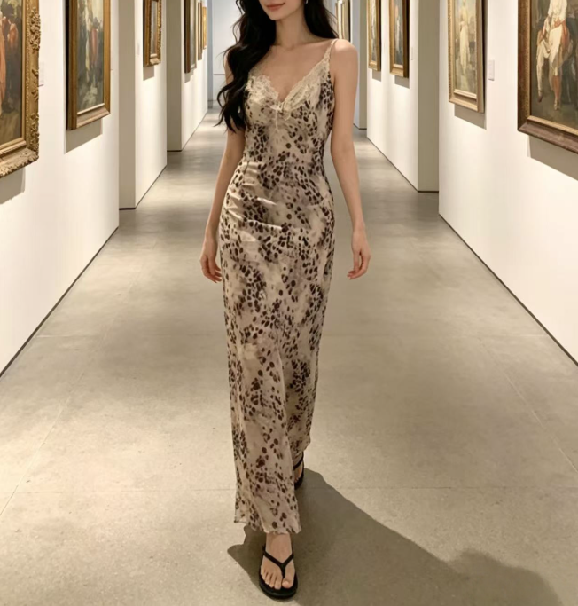 Women's Leopard Print V-Neck Waist-Defined Dress