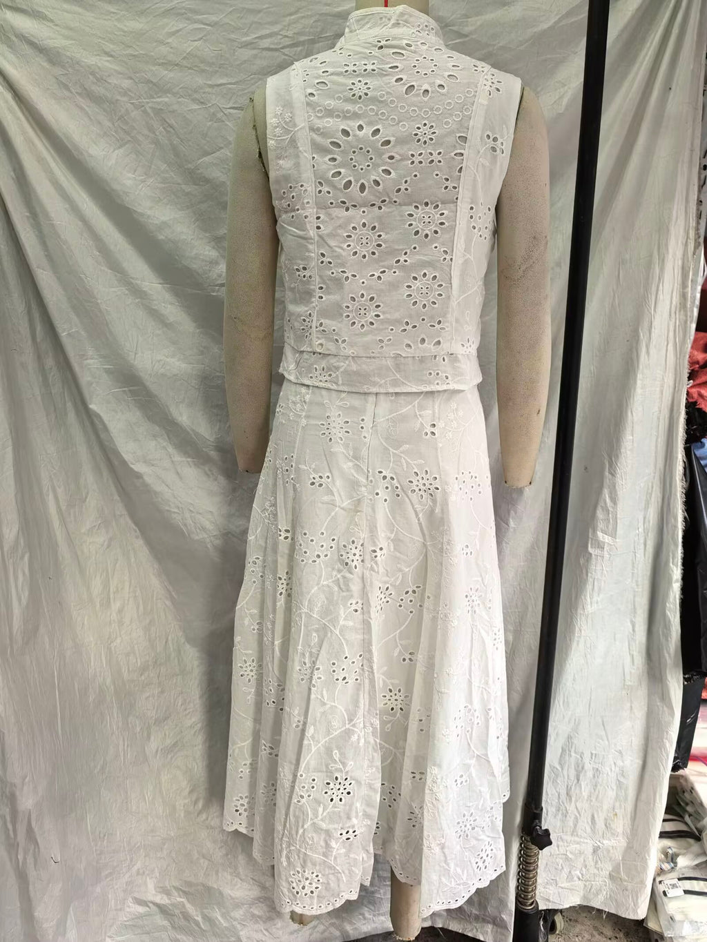 Women's Embroidered Rhinestone Top And Midi Skirt Set