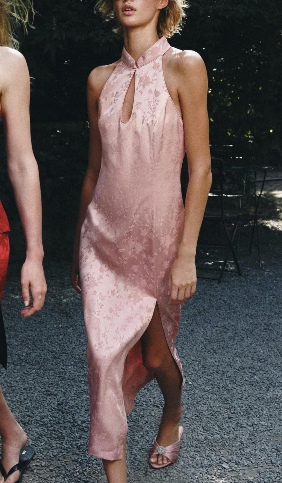 Pink Floral Jacquard Backless Midi Dress