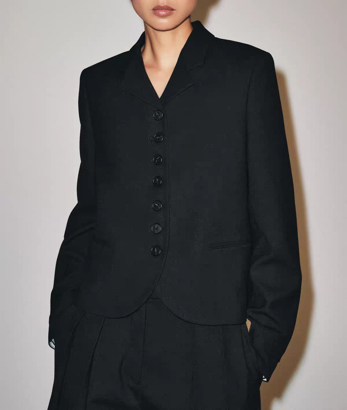Black Relaxed-Fit Blazer