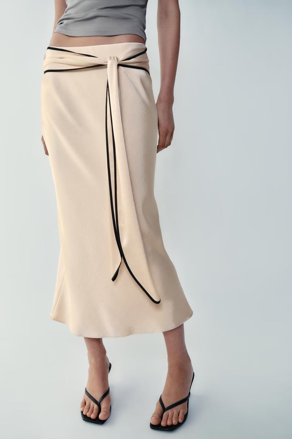 Simple Silk Satin Contrast Color Trim Bow Tie Midi Skirt