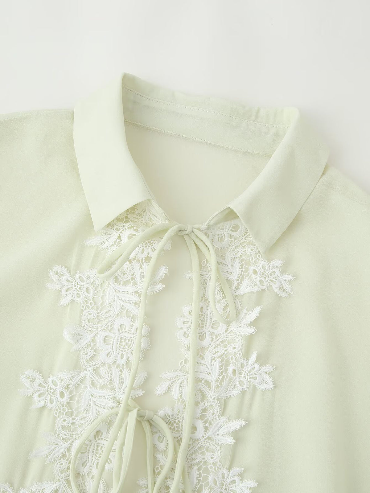 Women's Collared Lace Stitching Embroidery Tie Neck Lantern Sleeve Shirt Bohemian