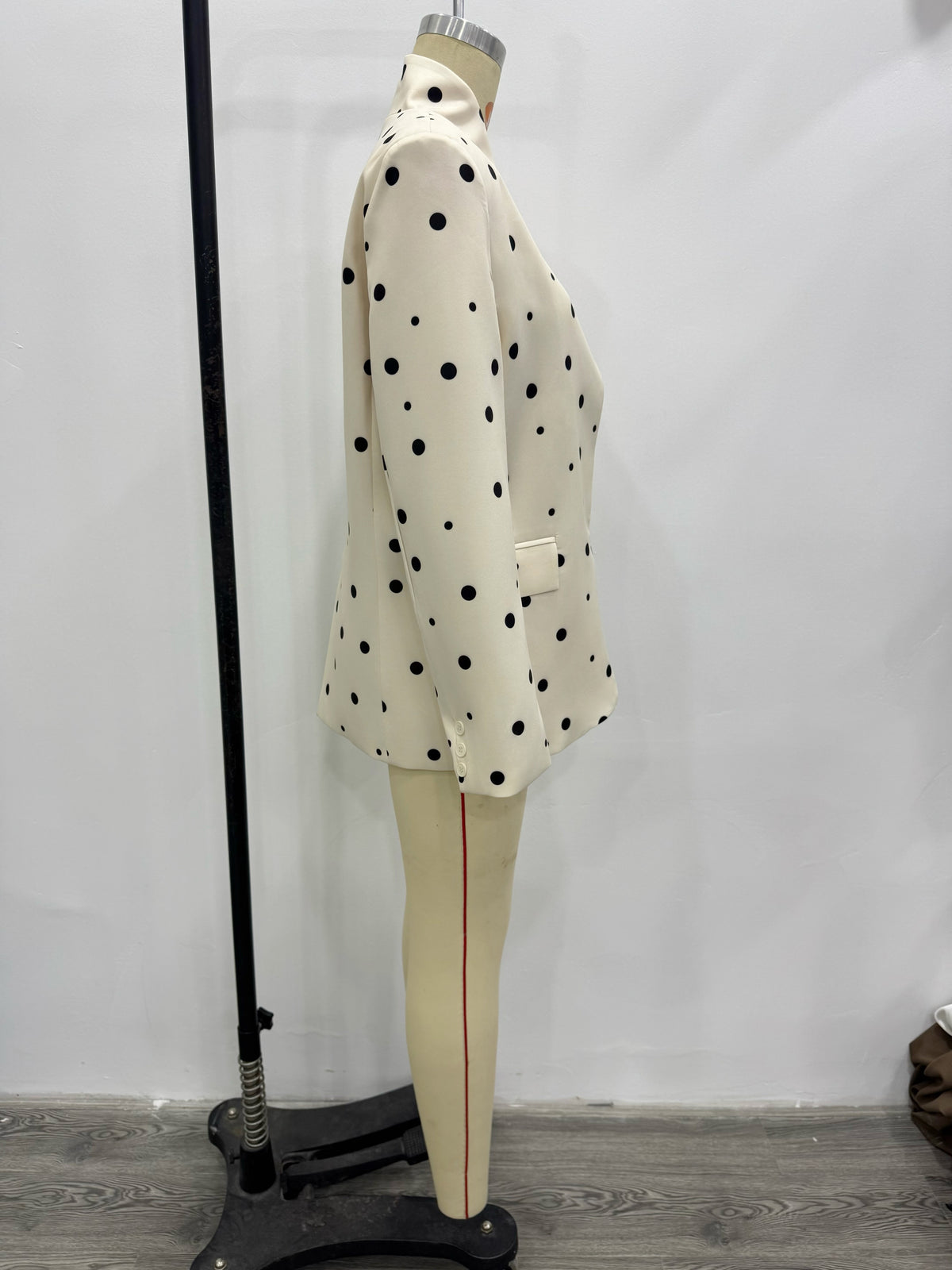 Women's Gradient Polka-Dot Blazer