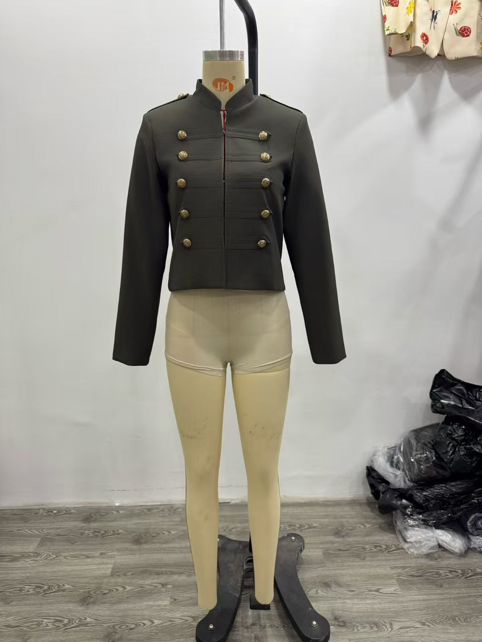 Women's Stand-Collar Cropped Coat