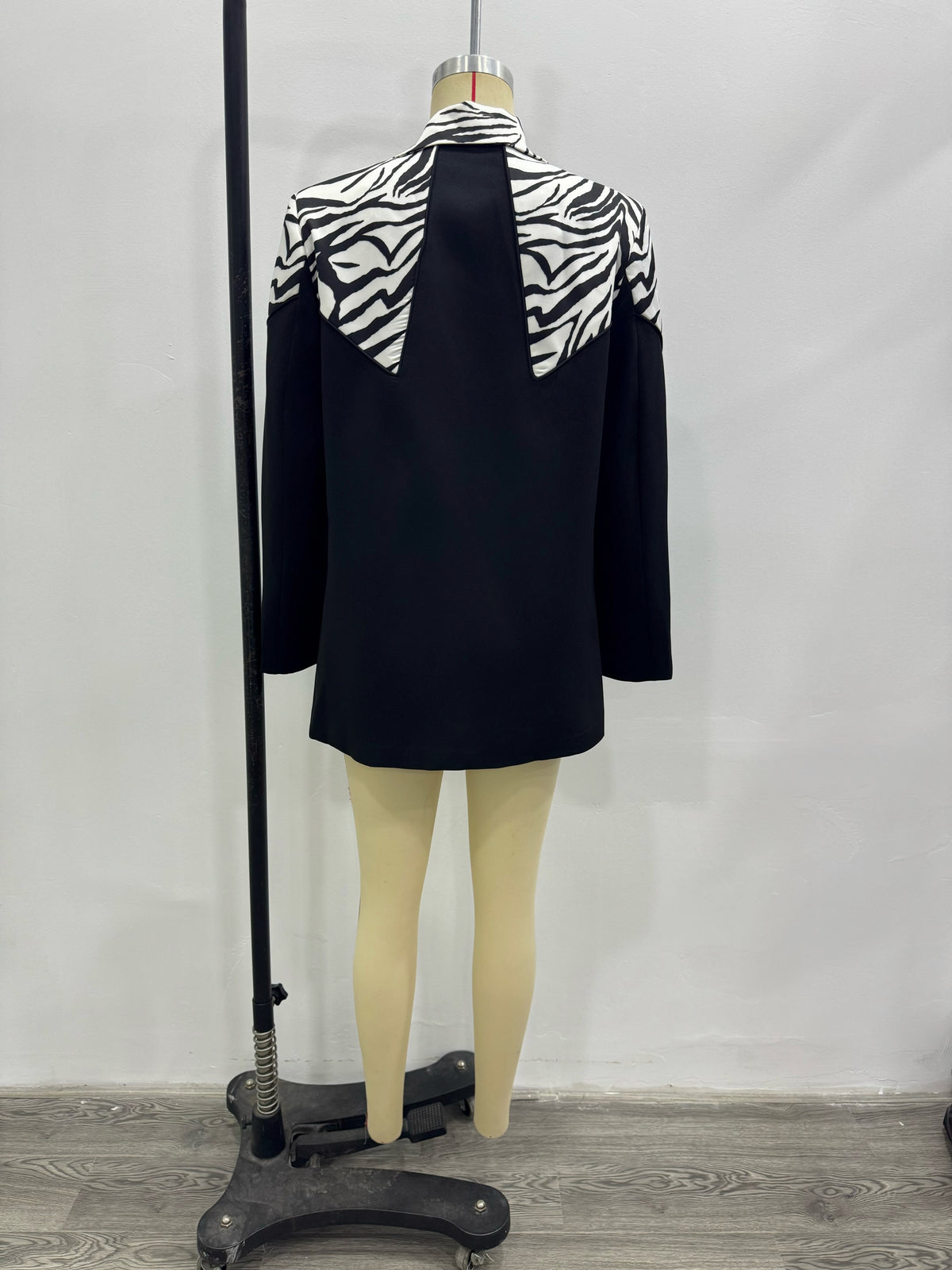 Women's Zebra-Print Collared Blazer