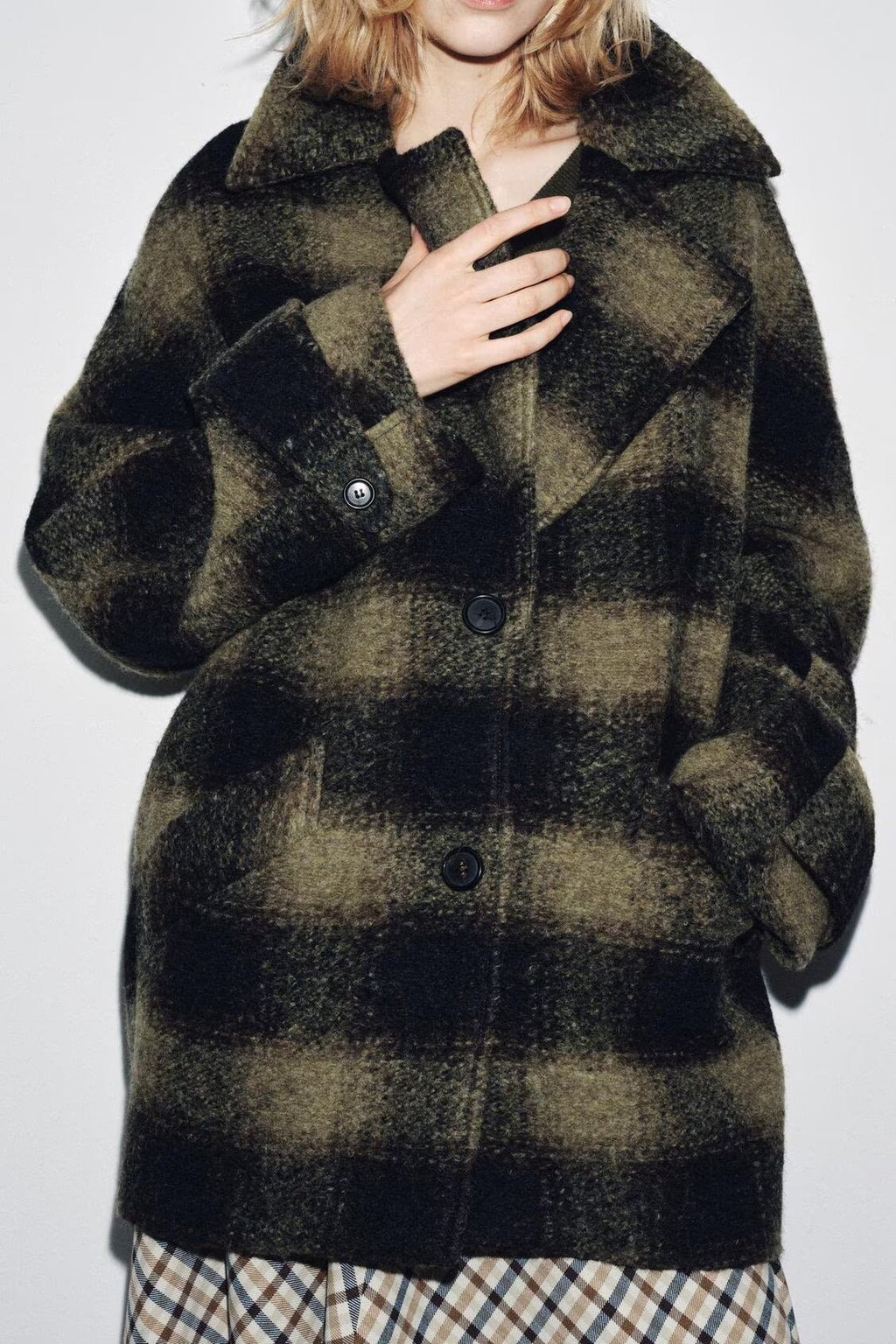 Women's Retro Plaid Woolen Coat Autumn Winter Loose Slimming Plus Size