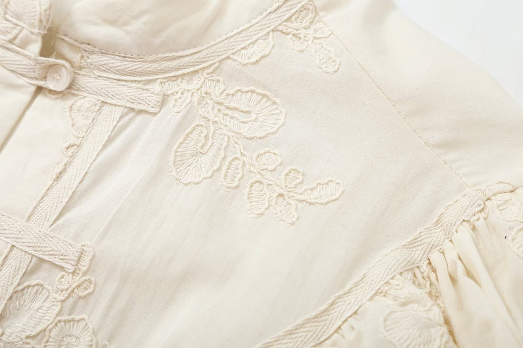 Women's Autumn Chinese String Button Embroidered Shirt