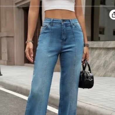 Women's blue wide-leg jeans