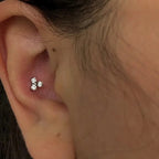 G23 titanium three-zircon flat-back piercing stud