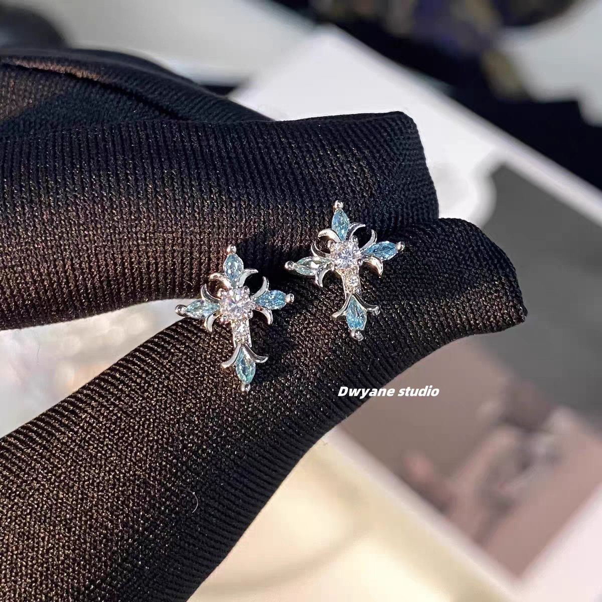 Royal blue rhinestone cross stud earrings