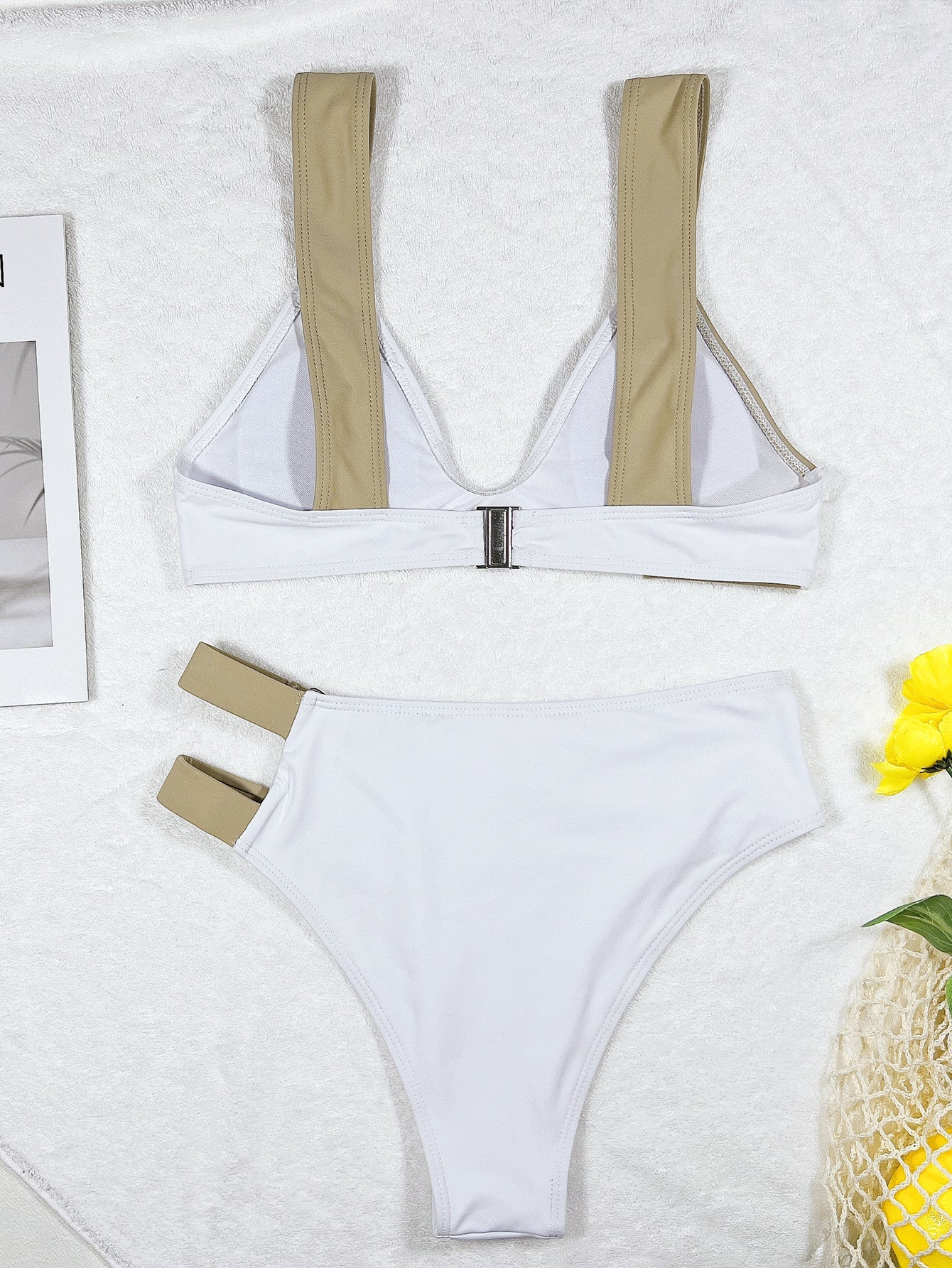 Seperated White Bikini Swimwear