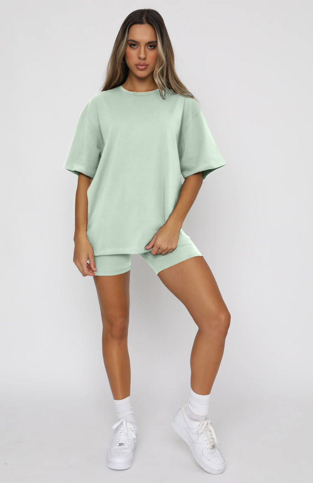 Summer Solid Color Short-Sleeve Round-Neck Pullover Top Urban Casual Shorts Suit Set