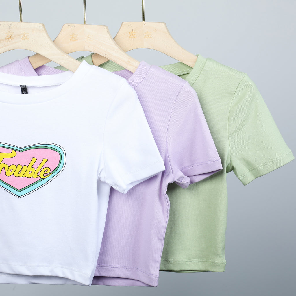 Women’s Vintage Heart Graphic Slim Fit T Shirt