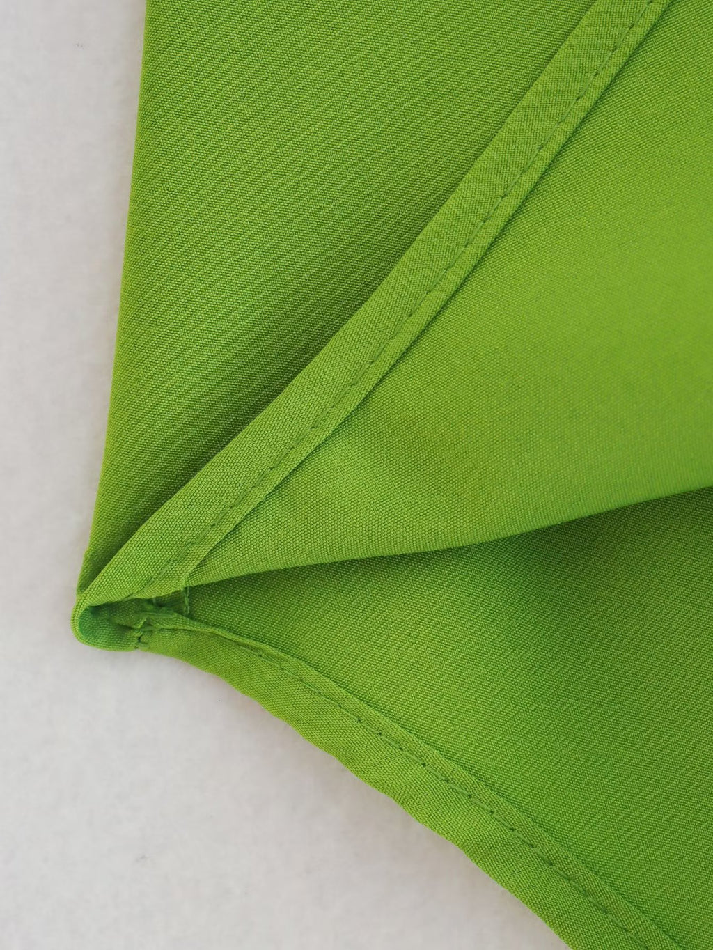 Women's Apple Green Single-Breasted Shirt Fashionable Women Polo Collar Long-Sleeved Shirt Women