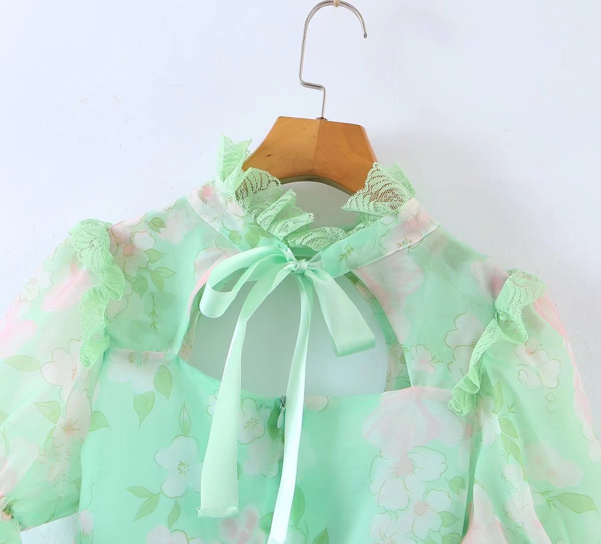 Women's Floral Lace Cutout Puff Sleeve A-Line Mini Dress
