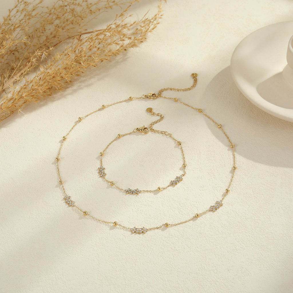 Women's Floral Necklace and Bracelet