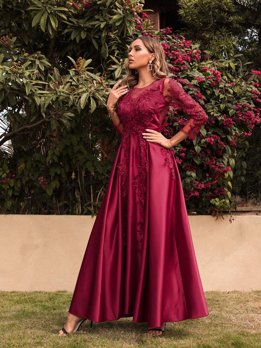 Women's Crew-Neck Lace Long-Sleeve Evening Dress