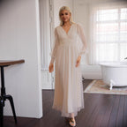 Lace V-Neck Backless Long-Sleeve A-Line Maxi Dress