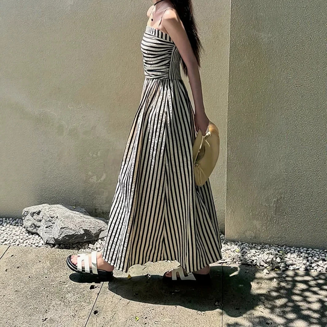 Women's Black and White Striped Pleated Maxi Dress