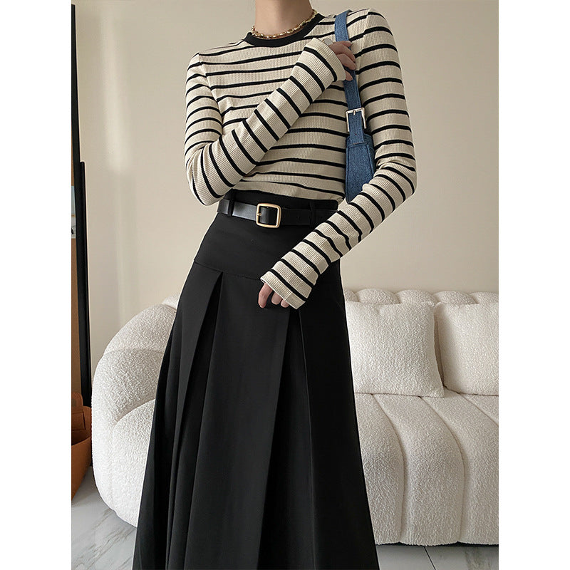 Women's Sinanbo Daily Fashionable Walf Checks Fabric Black Edge Small Round Neck Striped T-Shirt Bottoming Shirt