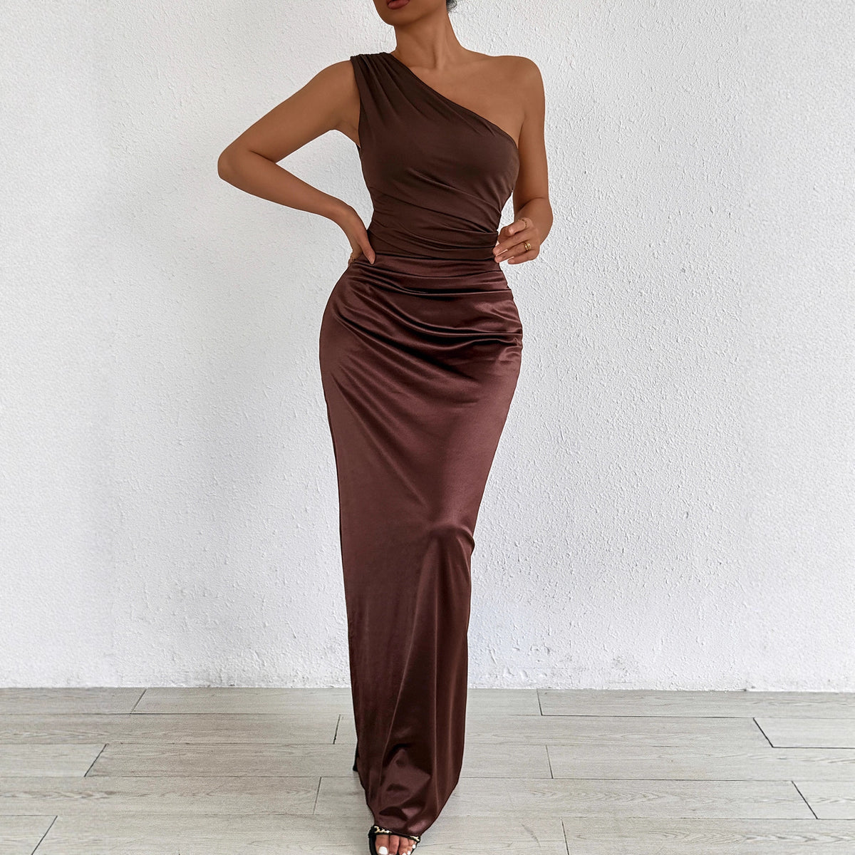 Women's Autumn One-Shoulder Skirt Two-Piece Set