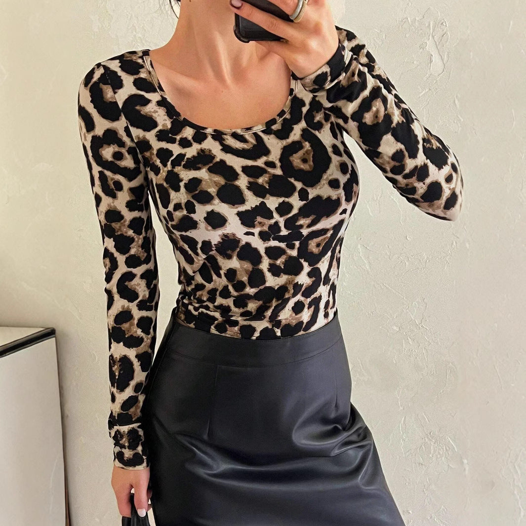 Leopard Print Scoop Neck Fitted Top