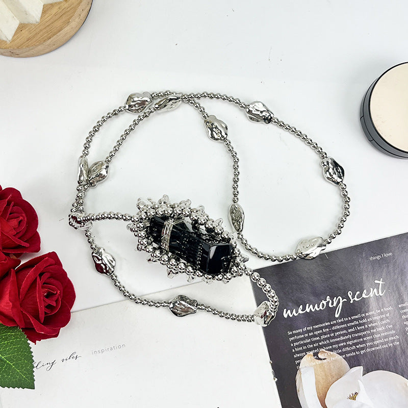 Women's Irregular Asymmetric Shaped Handmade Beaded Bag Mini Lipstick Pack With Chain Crossbody Pouch