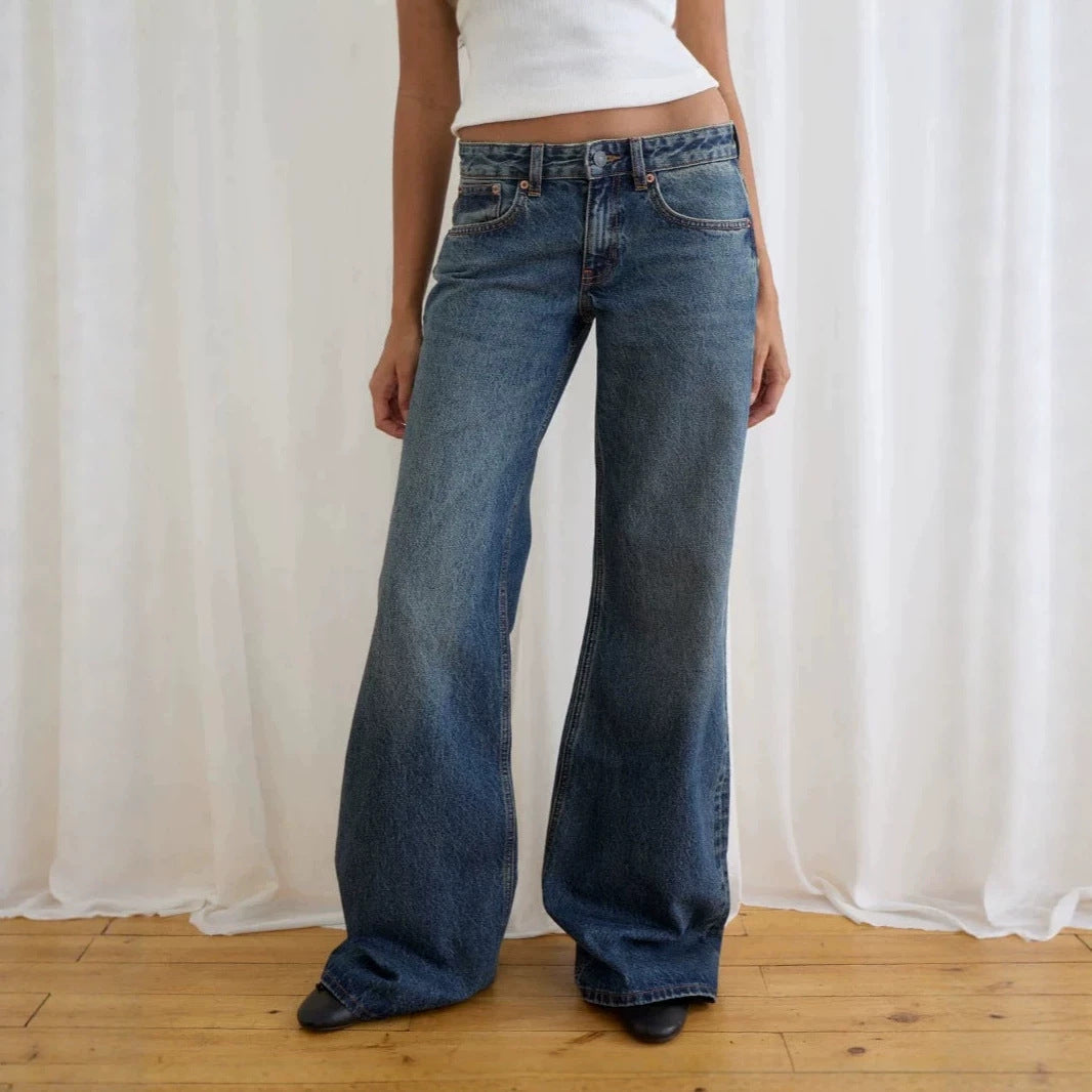 Women's Low Rise Straight Leg Jeans