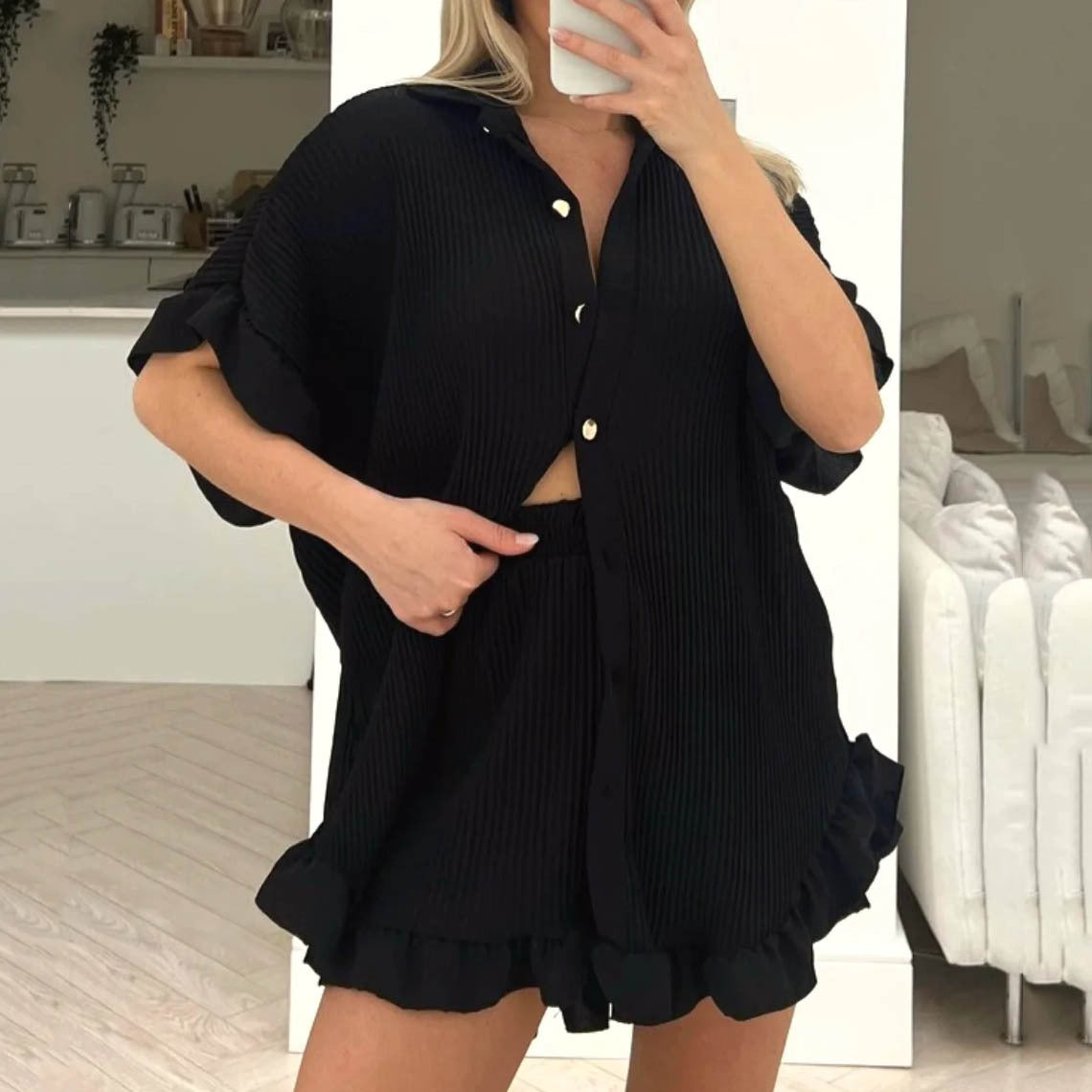 Women's Shorts Short-Sleeve Shirt Two-Piece Loose Pleated Wooden Ear Casual Sets