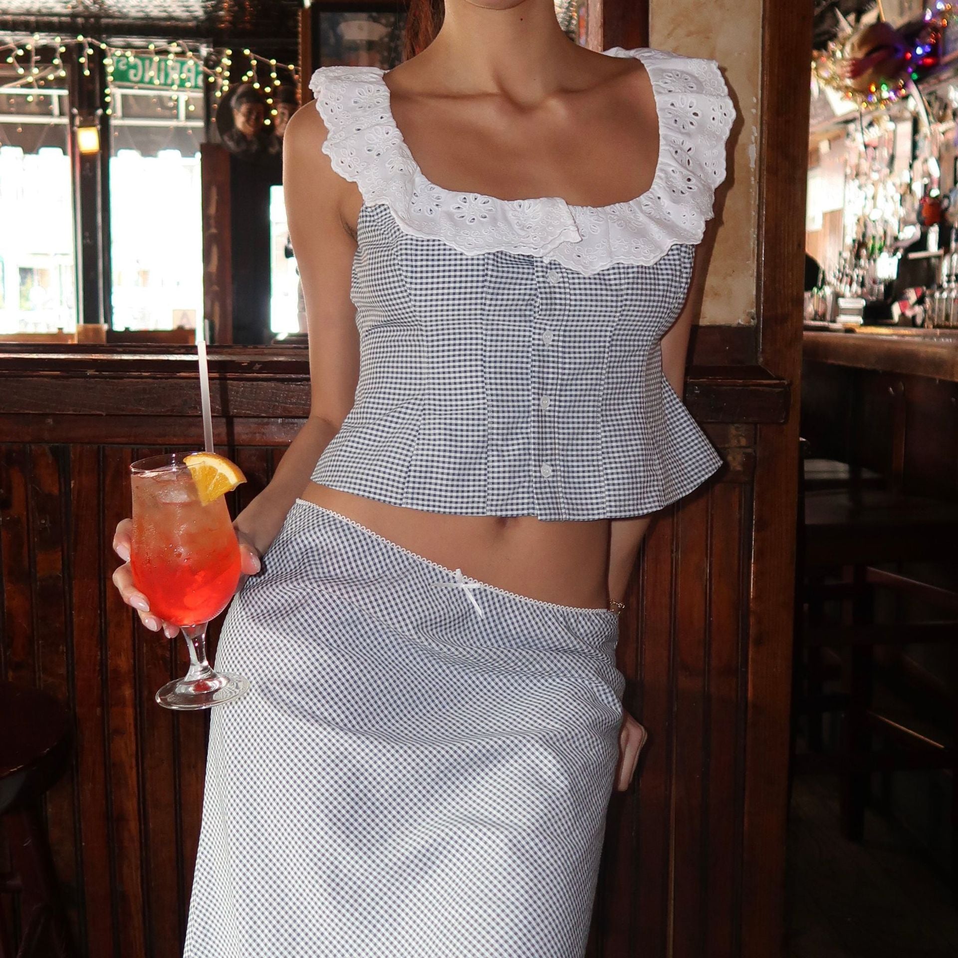 Elegant Lace Plaid Sleeveless Top